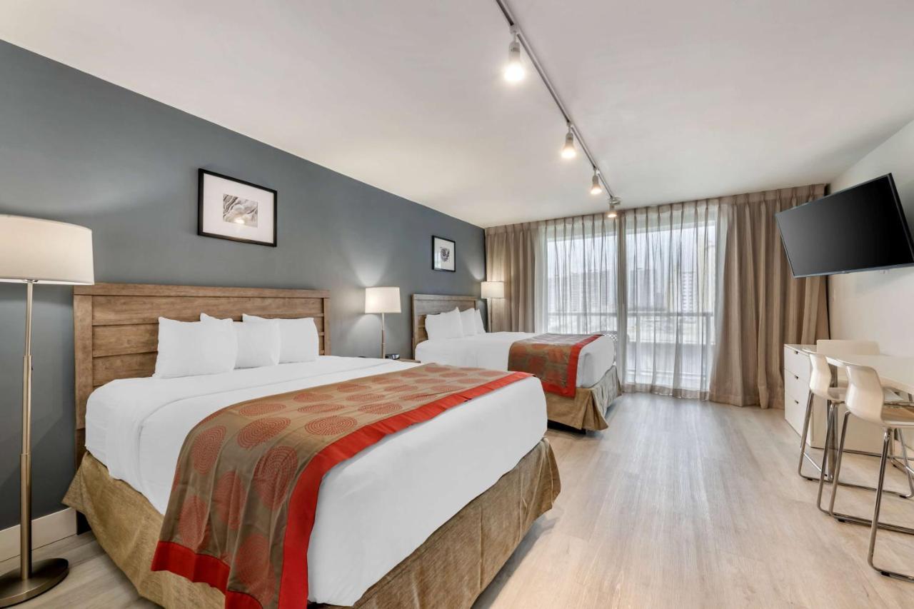 Ramada Plaza By Wyndham Marco Polo Beach Resort Голдън Бийч Екстериор снимка