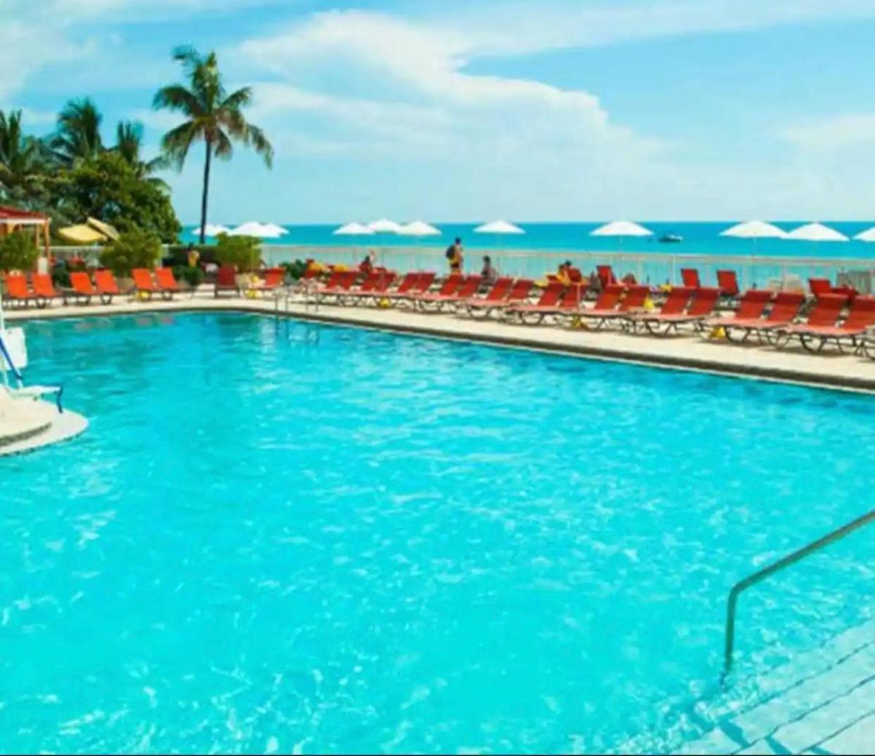 Ramada Marco Polo Hotel Маями Бийч Екстериор снимка